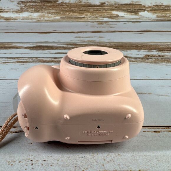 Fujifilm Instax Mini 7+ Instant Camera - Light Pink No Battery Cover - Picture 5 of 5